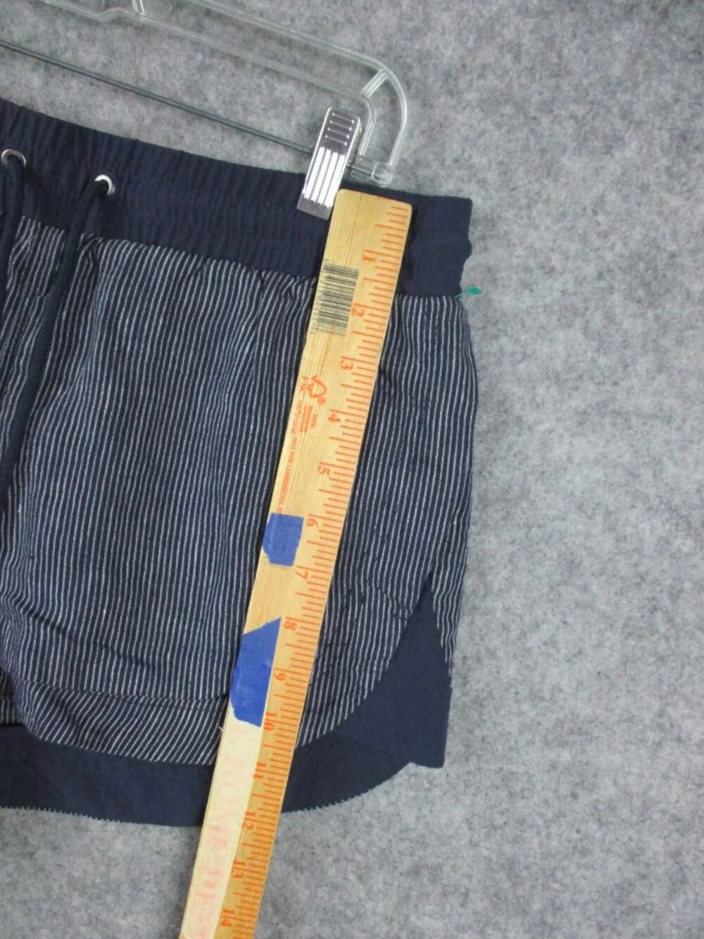 Athleta Shorts Women's 8 Blue 100% Linen Beachside Bali Striped Pull On Summer